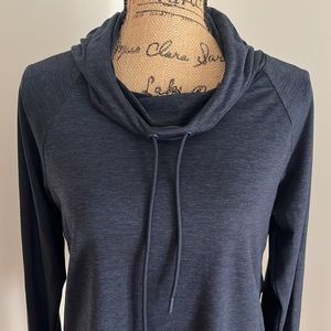 Athleta sweatshirt/hoodie